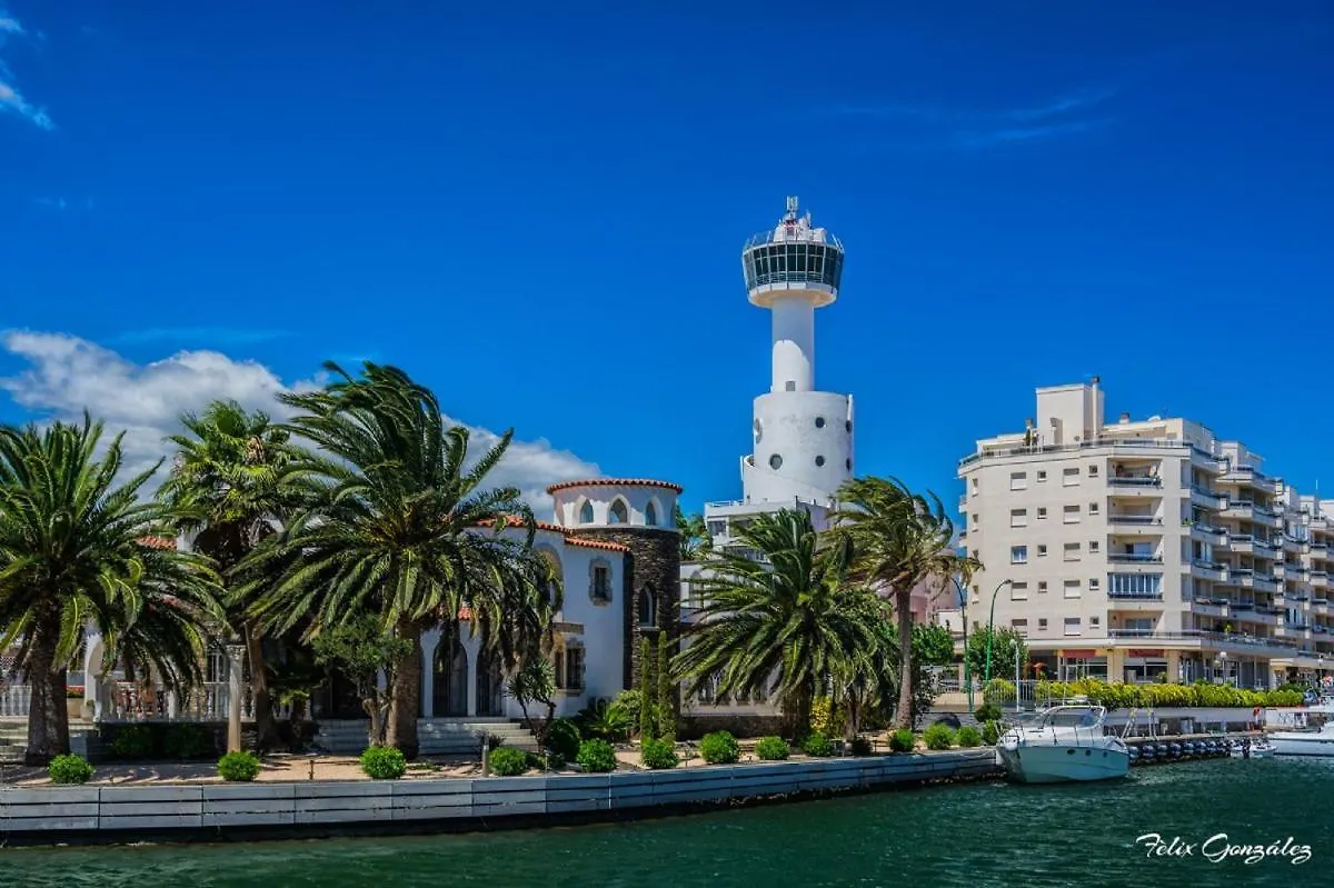 Apartment Appartement Vue Exceptionnelle Sur Les Canaux - Wi-Fi Fibre Haut Debit Empuriabrava Spain